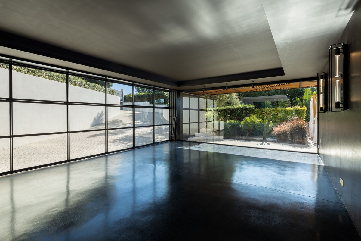 Huis te koop in Nueva Andalucía | 6 slaapkamers H5452222