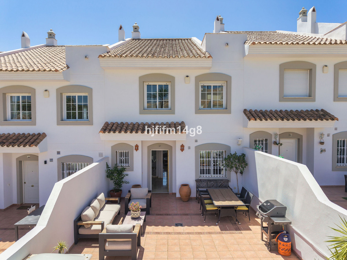 Huis te koop in Nueva Andalucía | 3 slaapkamers H5452417