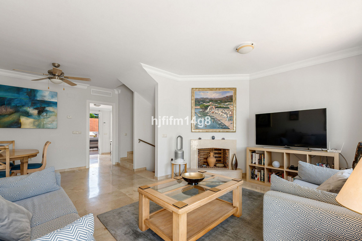 Huis te koop in Nueva Andalucía | 3 slaapkamers H5452417
