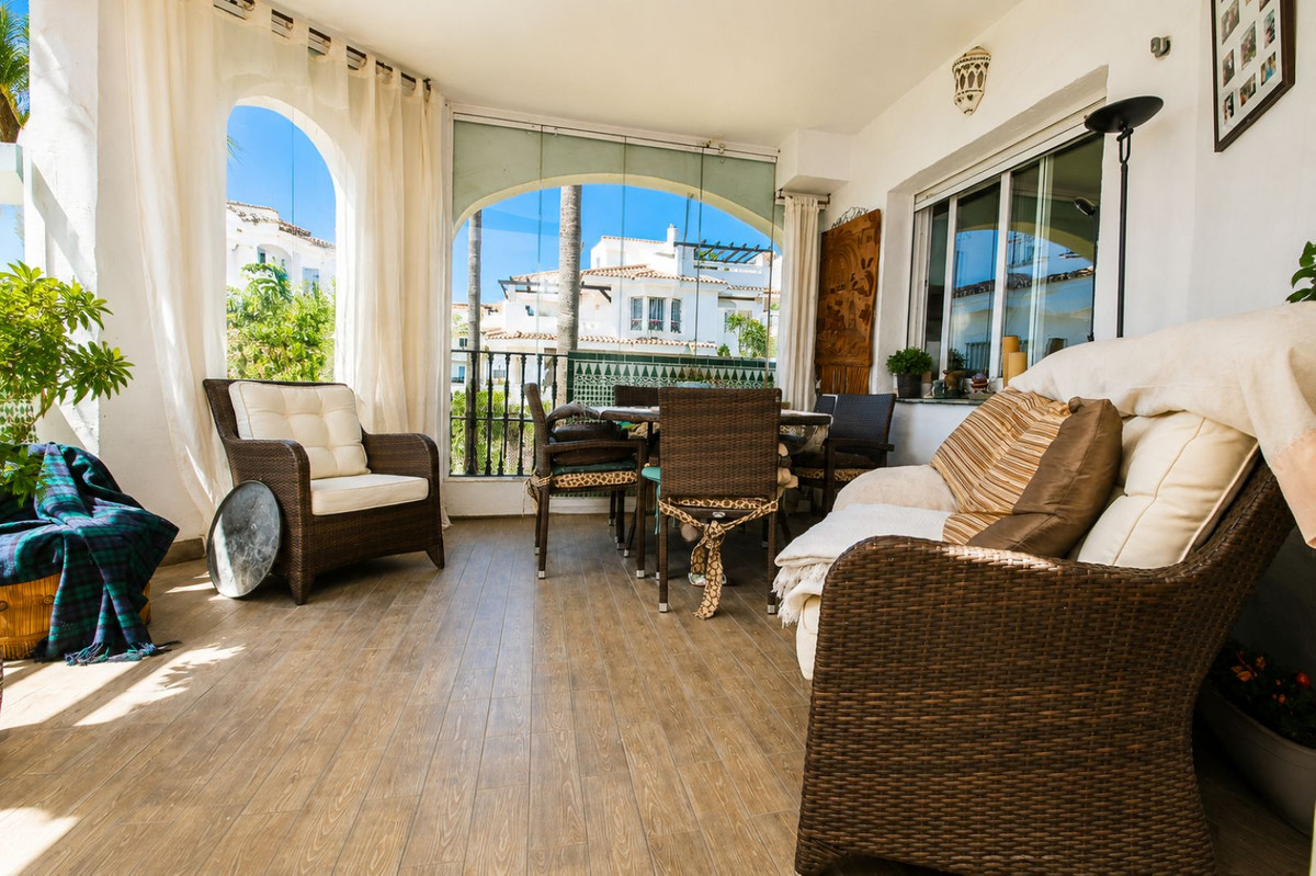 Appartement te koop in Nueva Andalucía | 2 slaapkamers H5453896