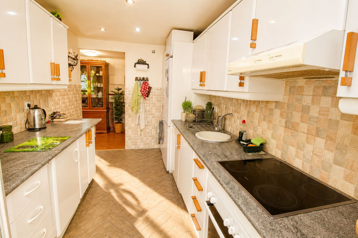 Appartement te koop in Nueva Andalucía | 2 slaapkamers H5453896