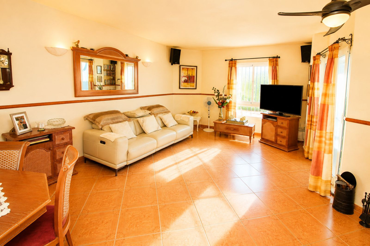Appartement te koop in Nueva Andalucía | 2 slaapkamers H5453896