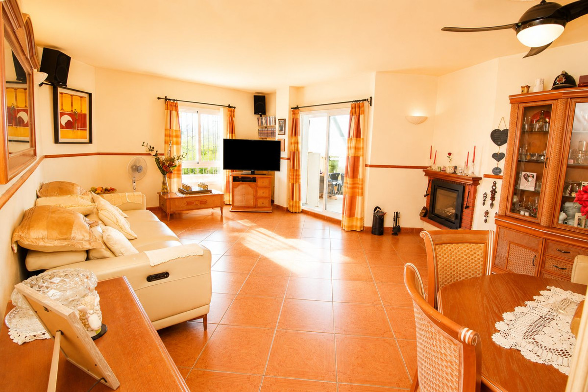 Appartement te koop in Nueva Andalucía | 2 slaapkamers H5453896