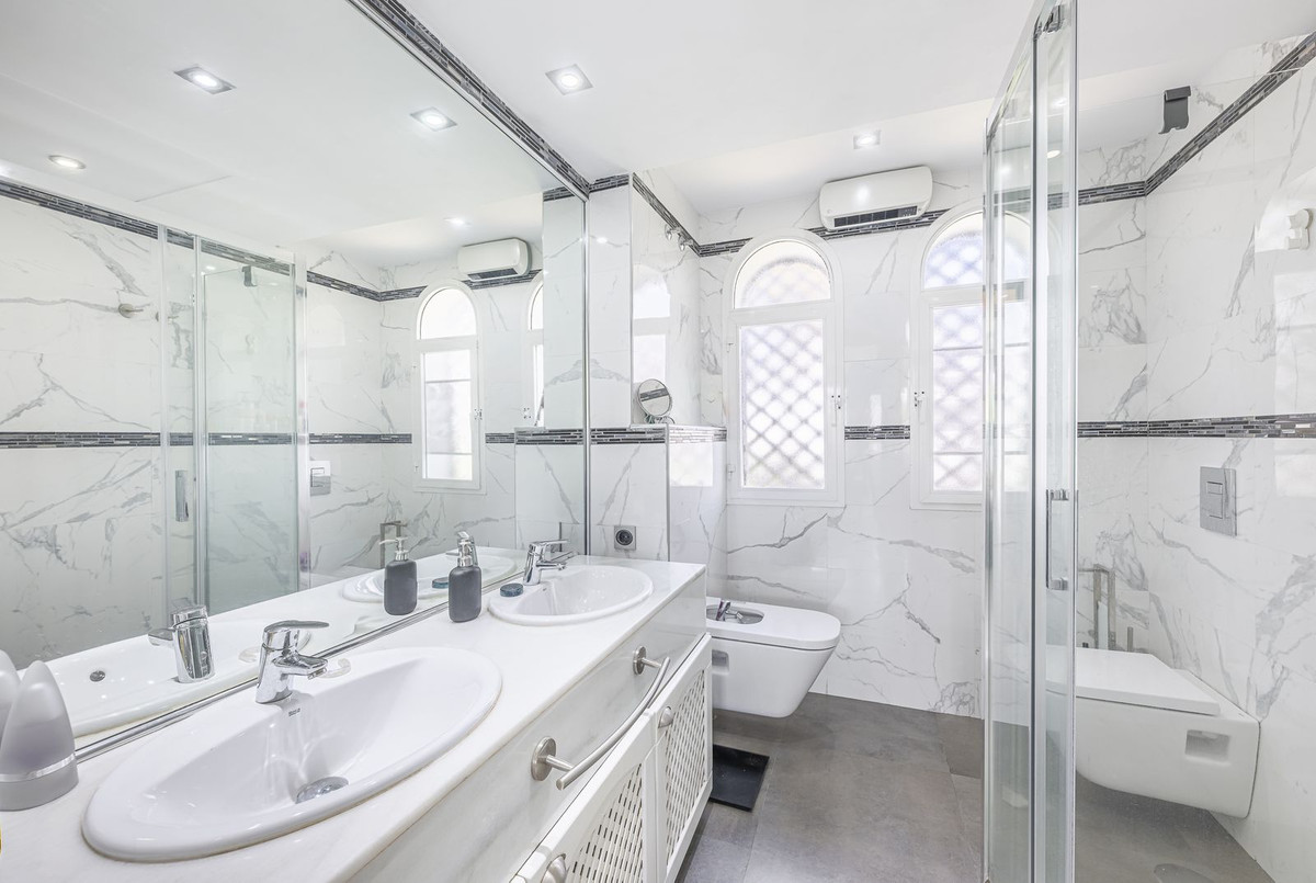 Huis te koop in Nueva Andalucía | 3 slaapkamers H5455510