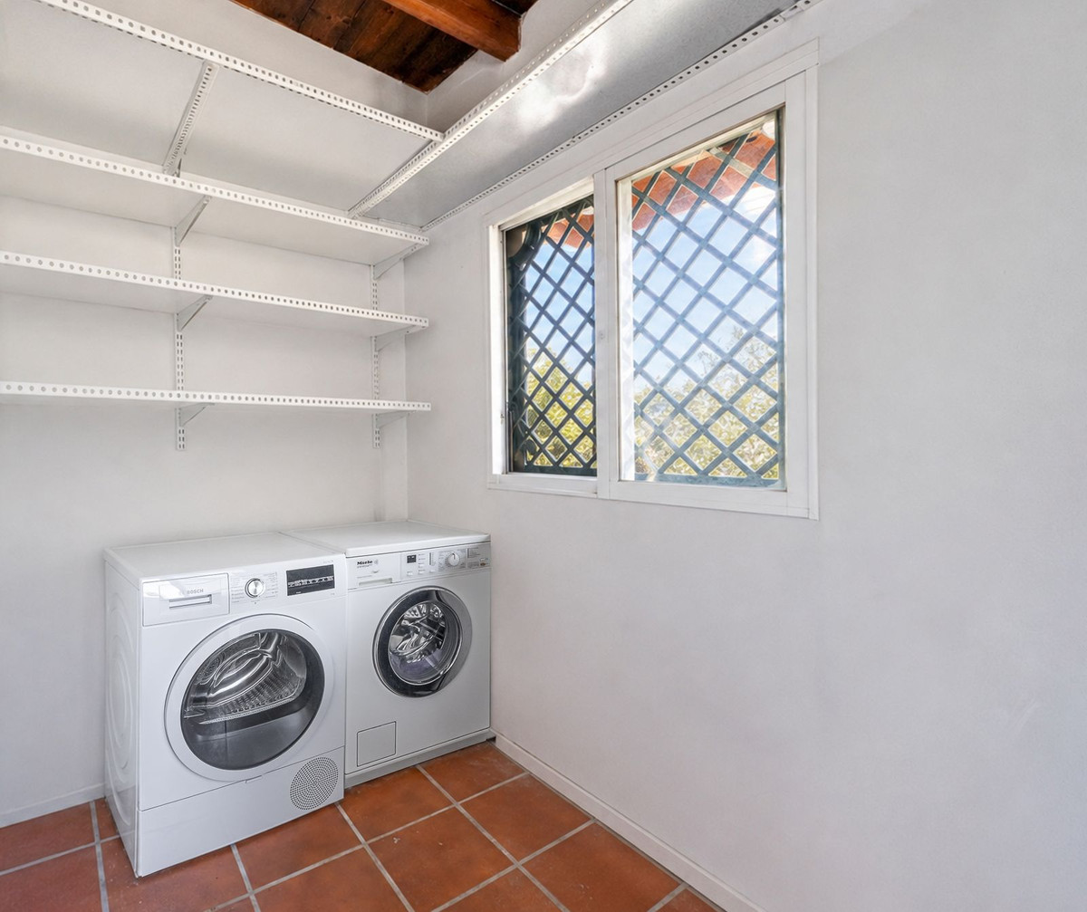 Huis te koop in Nueva Andalucía | 3 slaapkamers H5455510