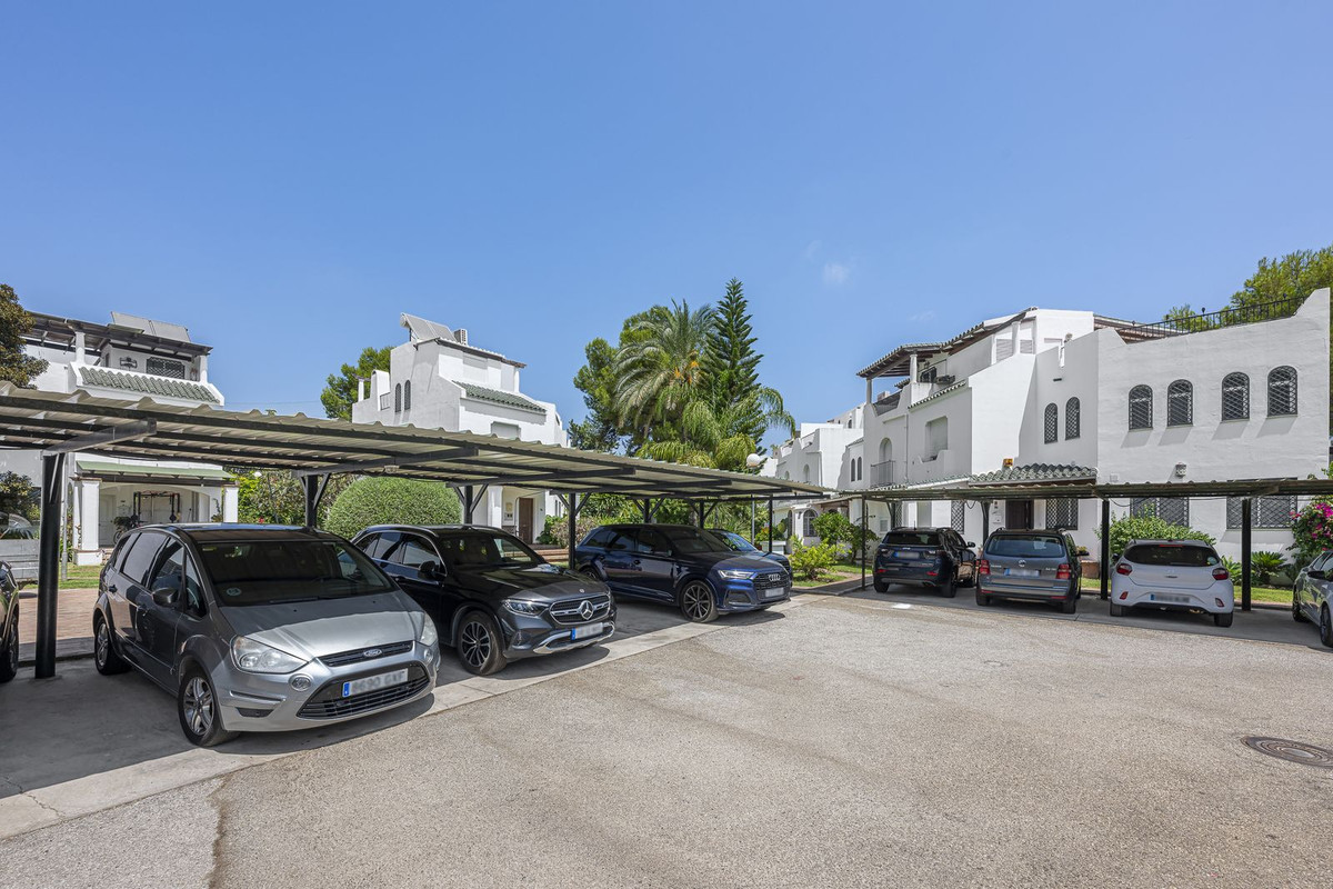 Huis te koop in Nueva Andalucía | 3 slaapkamers H5455510