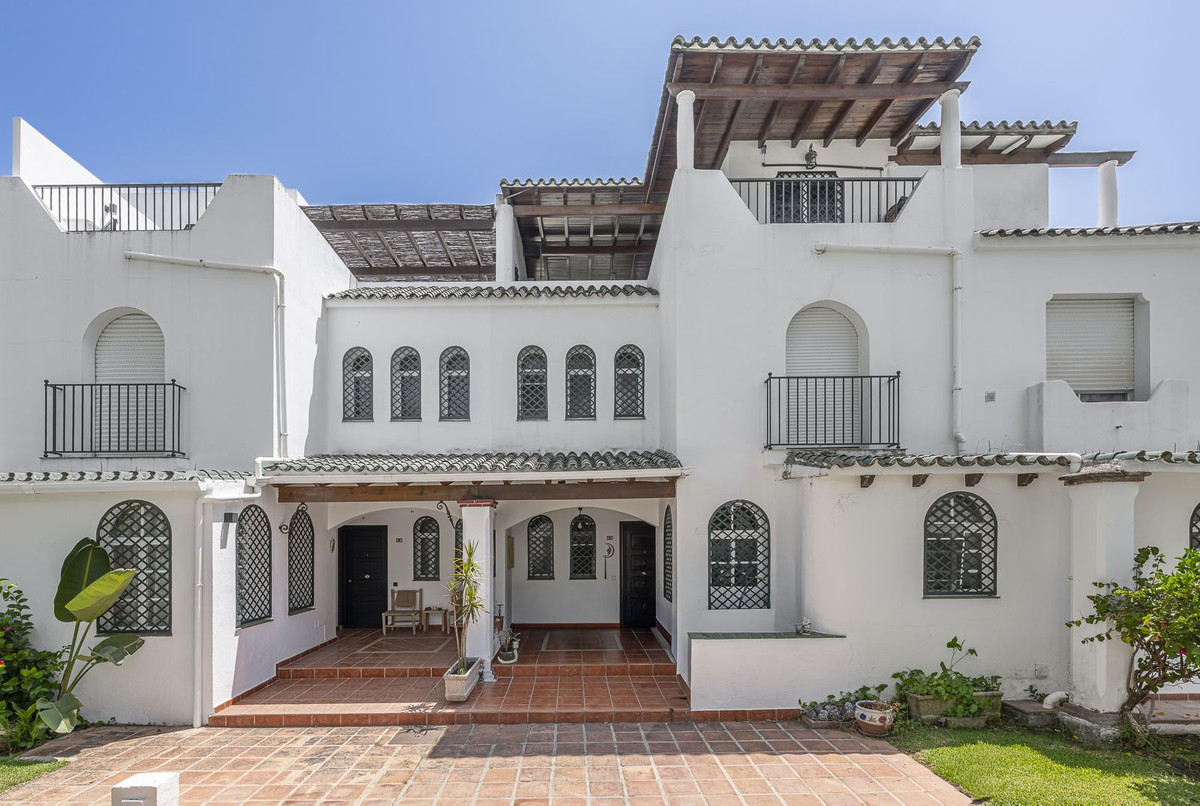 Huis te koop in Nueva Andalucía | 3 slaapkamers H5455510