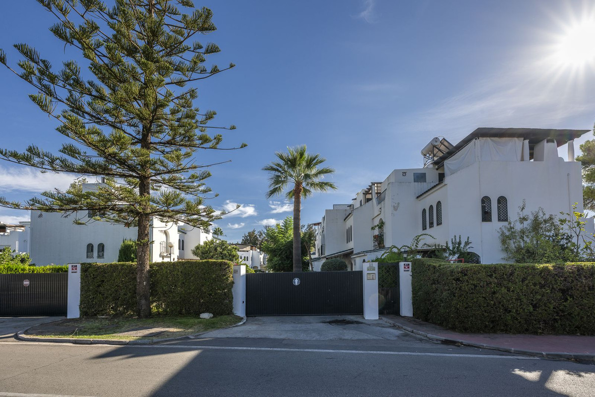 Huis te koop in Nueva Andalucía | 3 slaapkamers H5455510