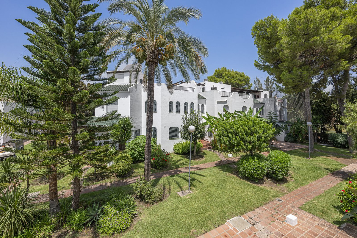 Huis te koop in Nueva Andalucía | 3 slaapkamers H5455510