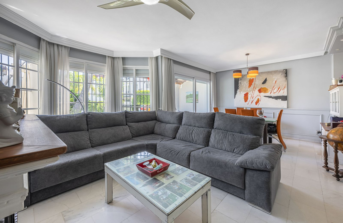 Huis te koop in Nueva Andalucía | 3 slaapkamers H5455510