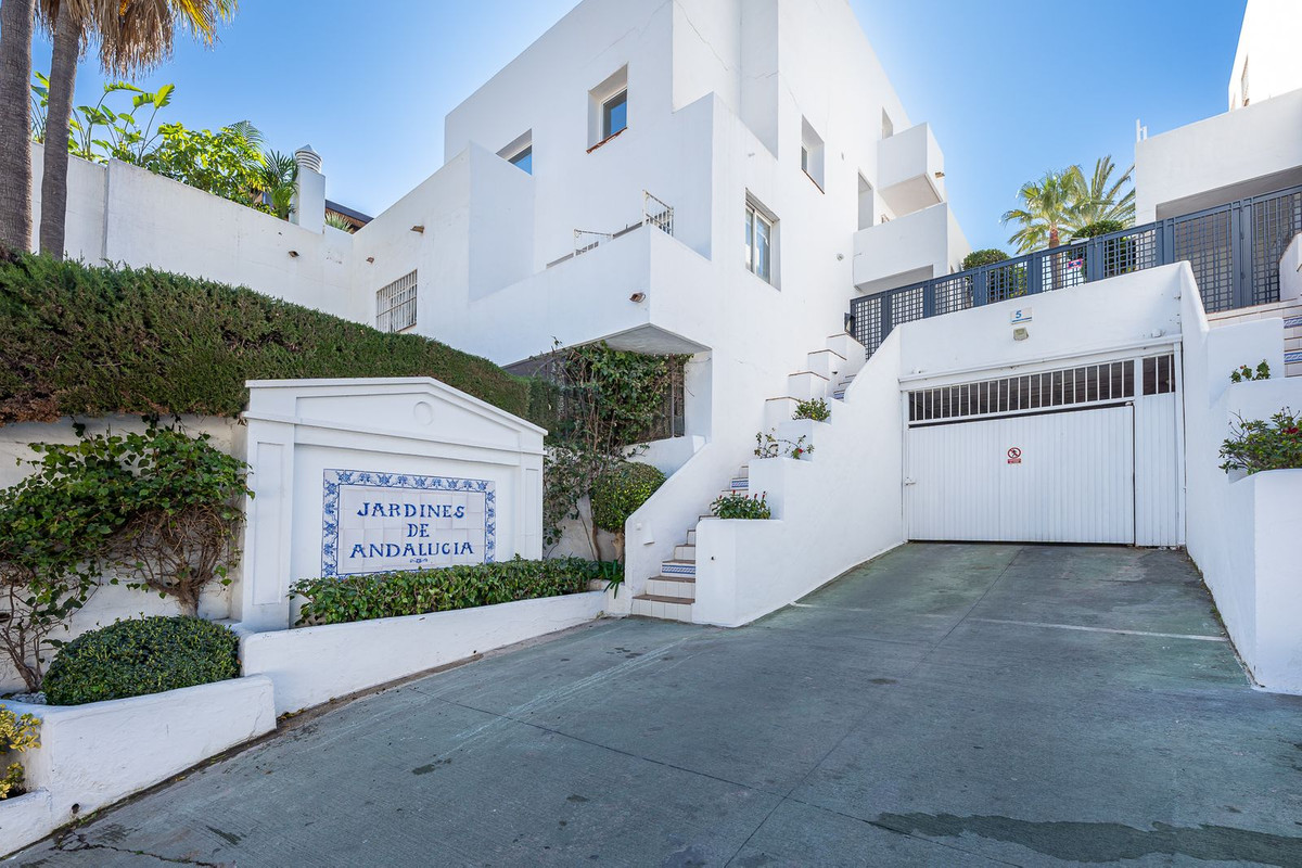 Huis te koop in Nueva Andalucía | 2 slaapkamers H5457076