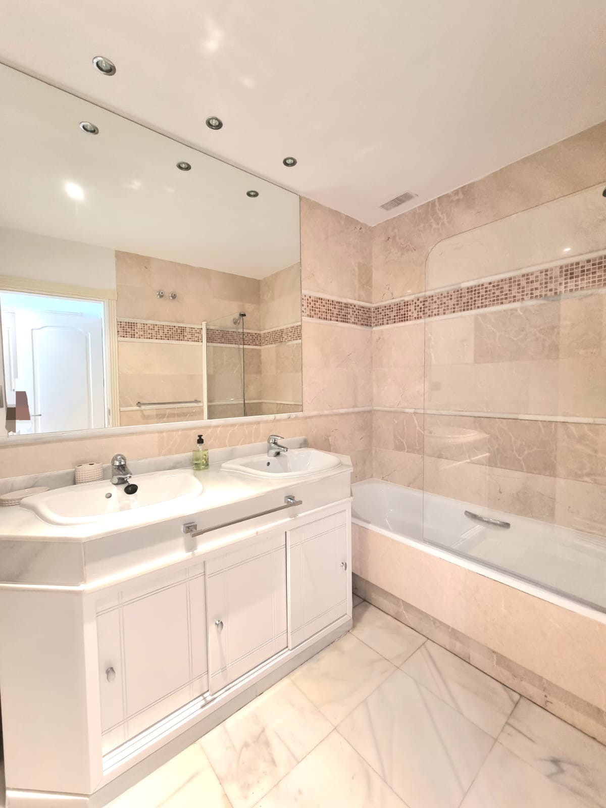 Huis te koop in Nueva Andalucía | 2 slaapkamers H5457787