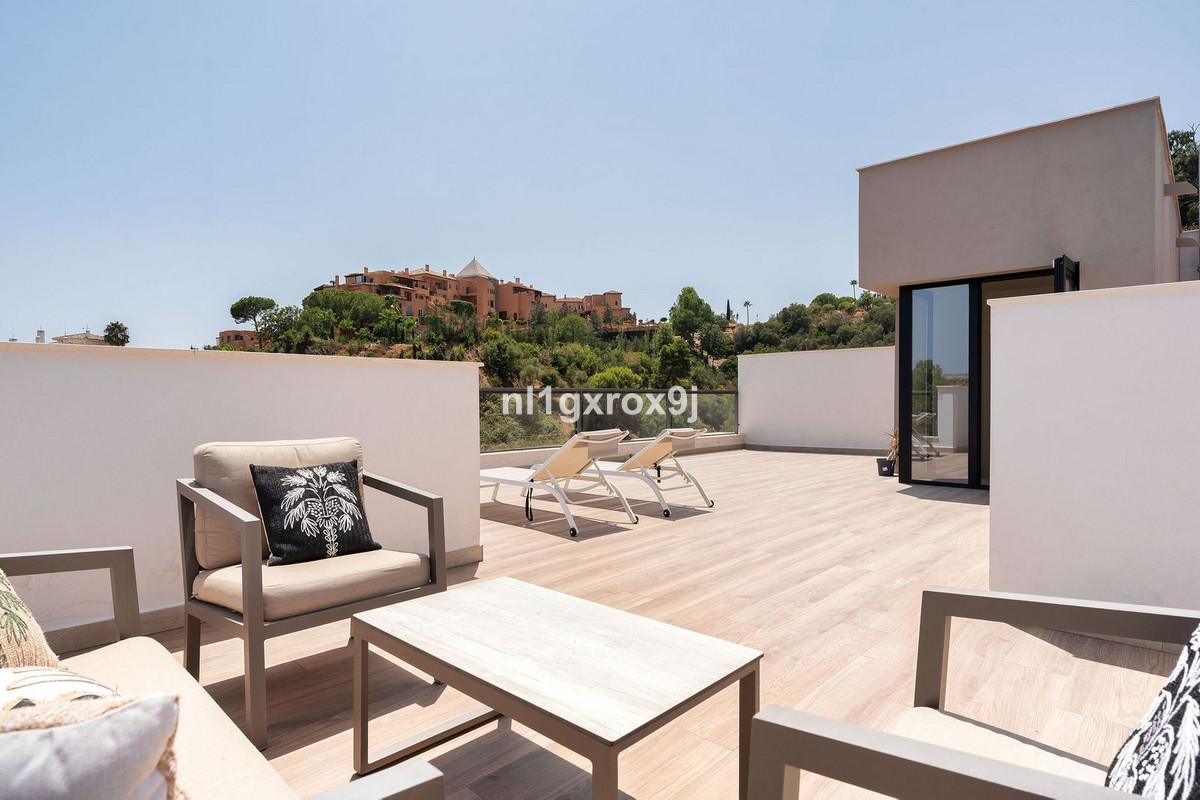 Huis te koop in Nueva Andalucía | 3 slaapkamers H5461498