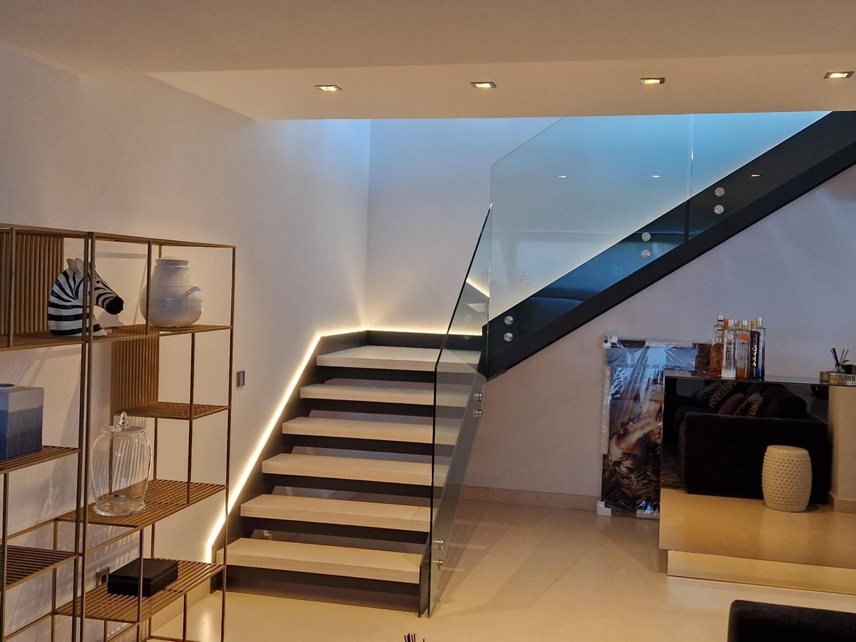 Huis te koop in Nueva Andalucía | 5 slaapkamers H5462032