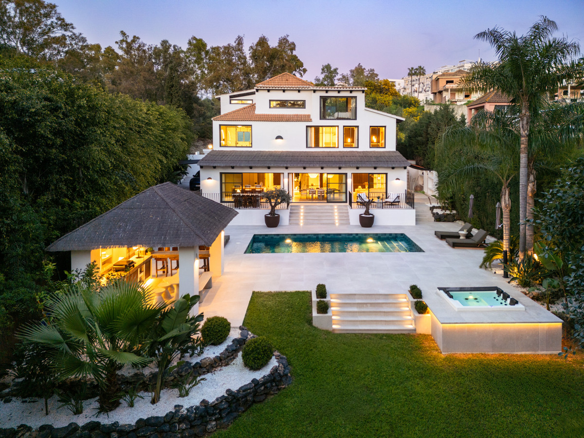 Huis te koop in Nueva Andalucía | 5 slaapkamers H5462530