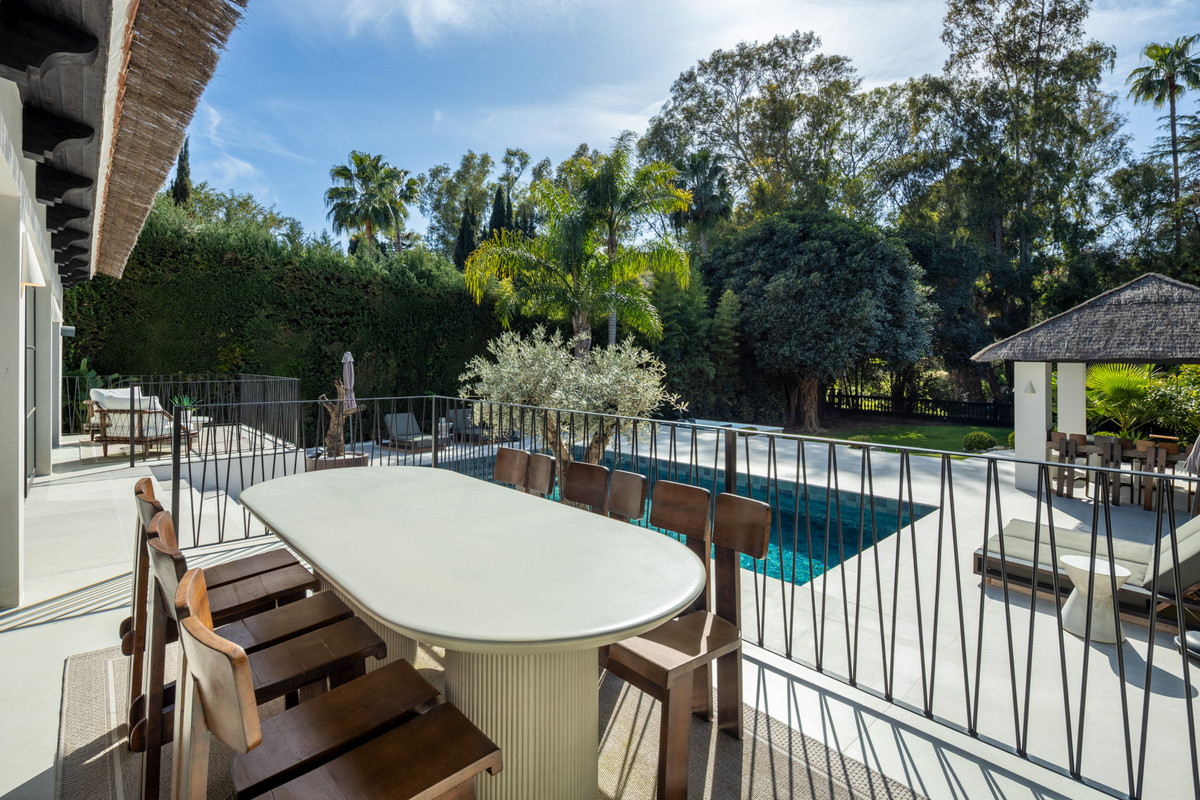 Huis te koop in Nueva Andalucía | 5 slaapkamers H5462530