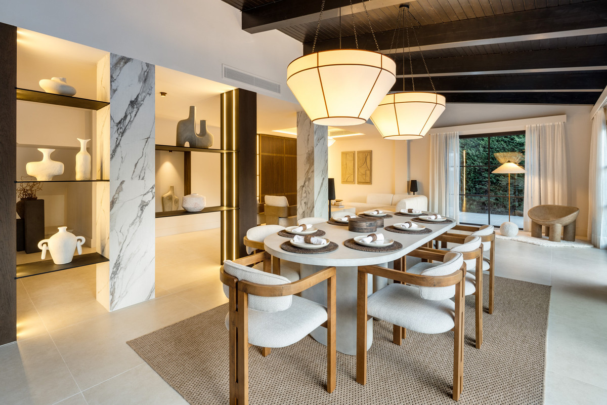 Huis te koop in Nueva Andalucía | 5 slaapkamers H5462530