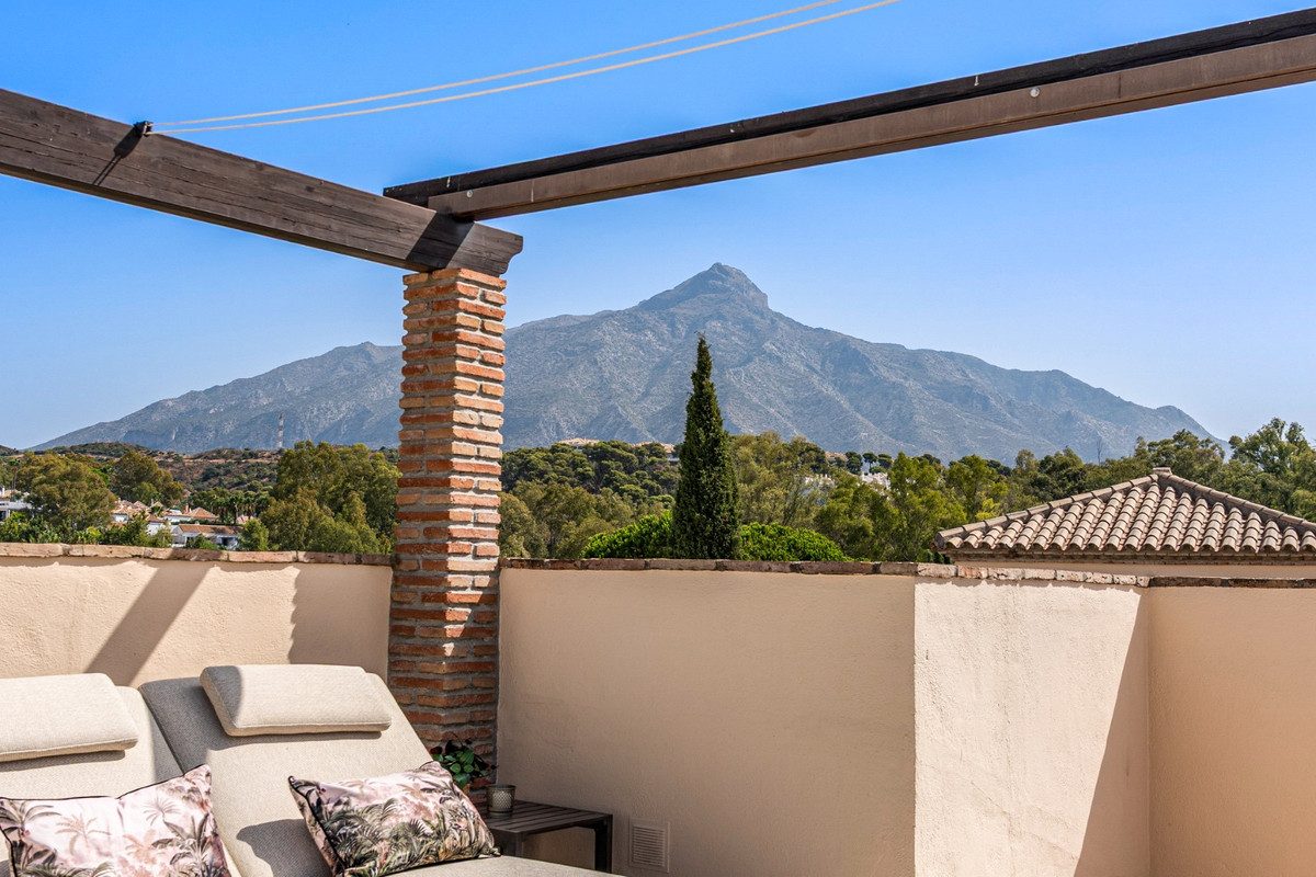 Huis te koop in Nueva Andalucía | 3 slaapkamers H5462653