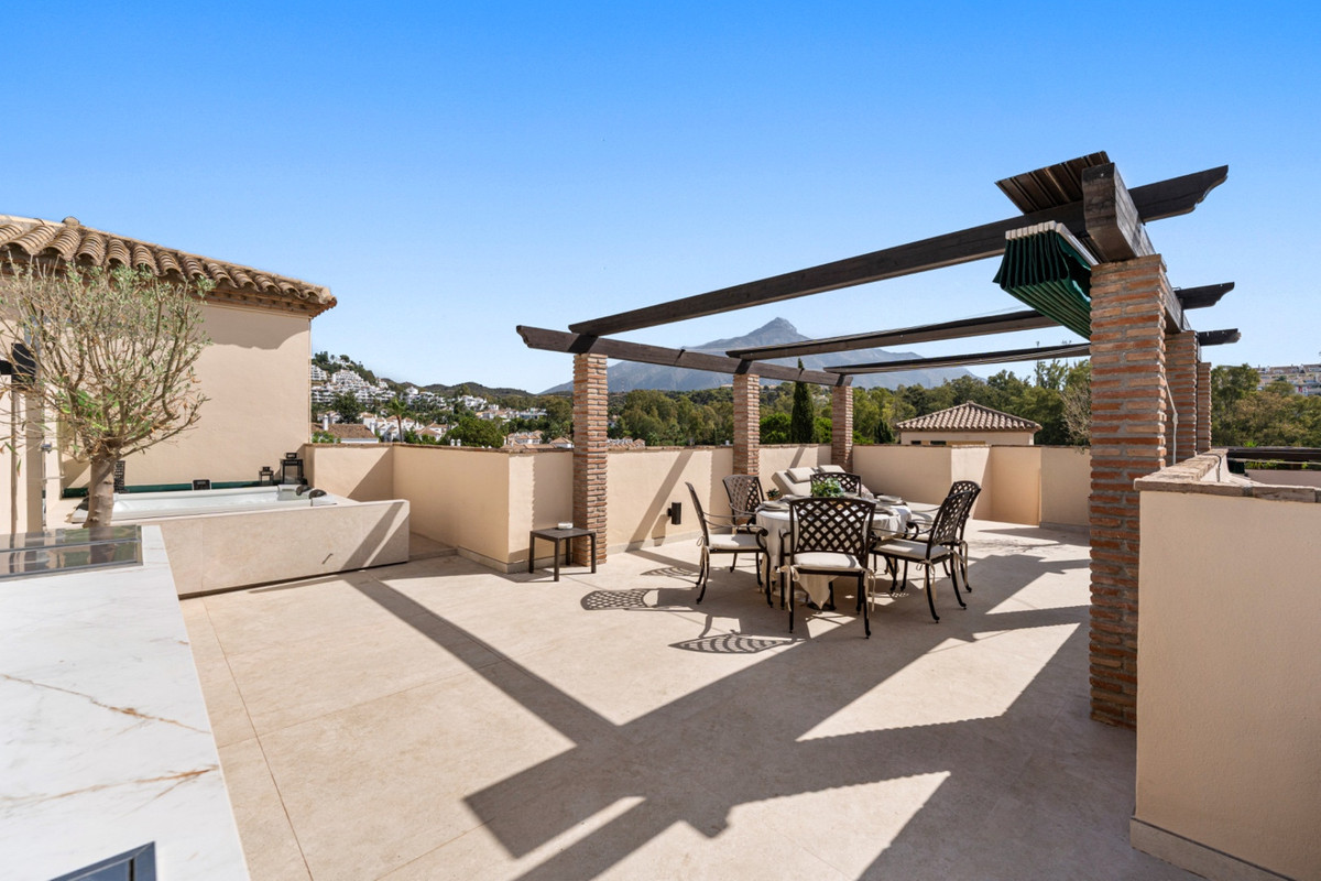 Huis te koop in Nueva Andalucía | 3 slaapkamers H5462653