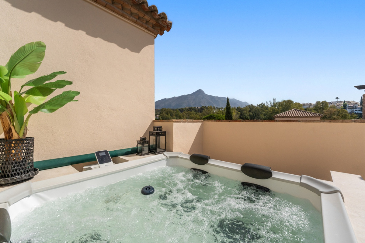 Huis te koop in Nueva Andalucía | 3 slaapkamers H5462653