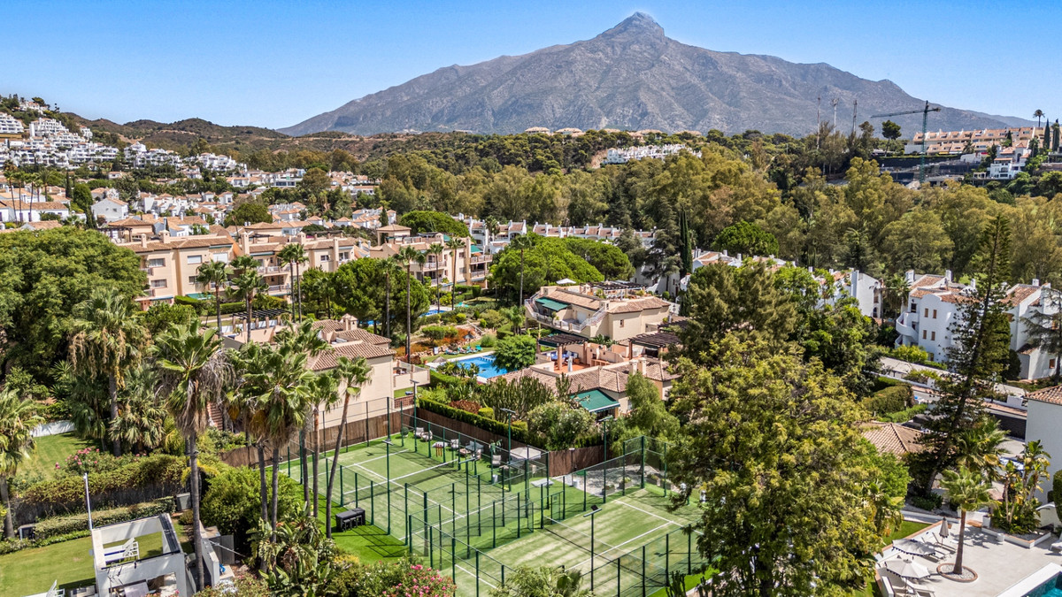 Huis te koop in Nueva Andalucía | 3 slaapkamers H5462653