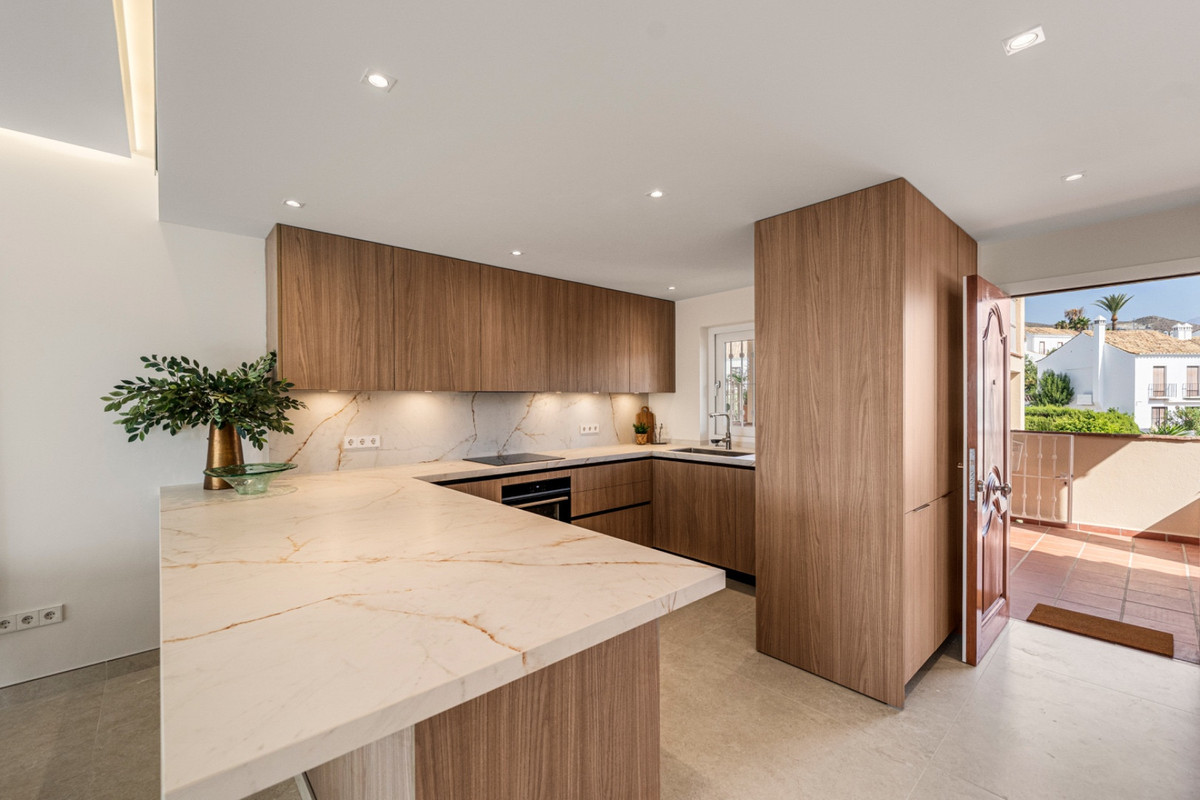 Huis te koop in Nueva Andalucía | 3 slaapkamers H5462653