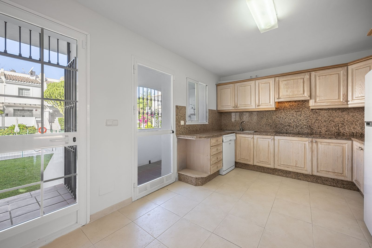 Huis te koop in Nueva Andalucía | 4 slaapkamers H5464090