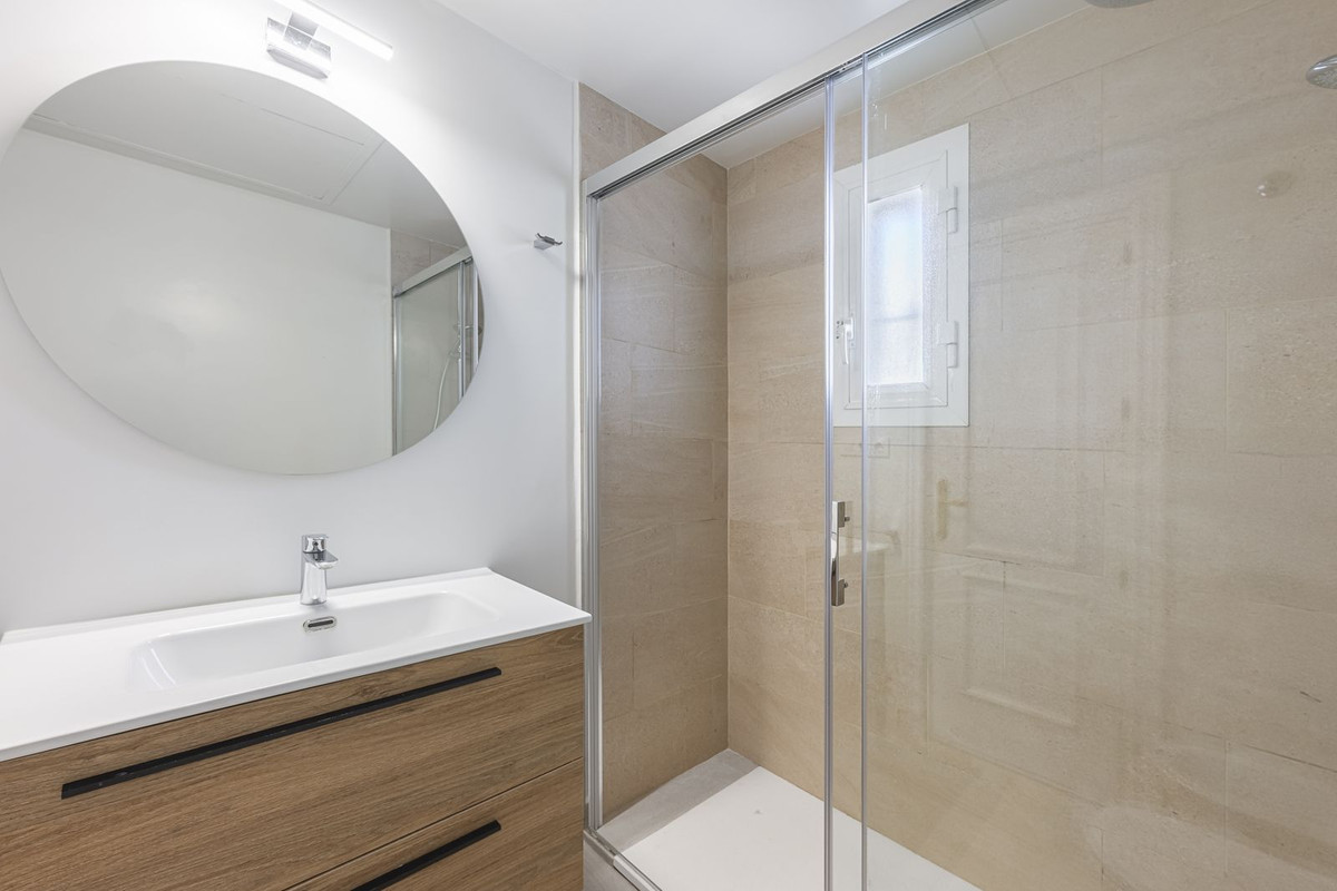 Huis te koop in Nueva Andalucía | 4 slaapkamers H5464090