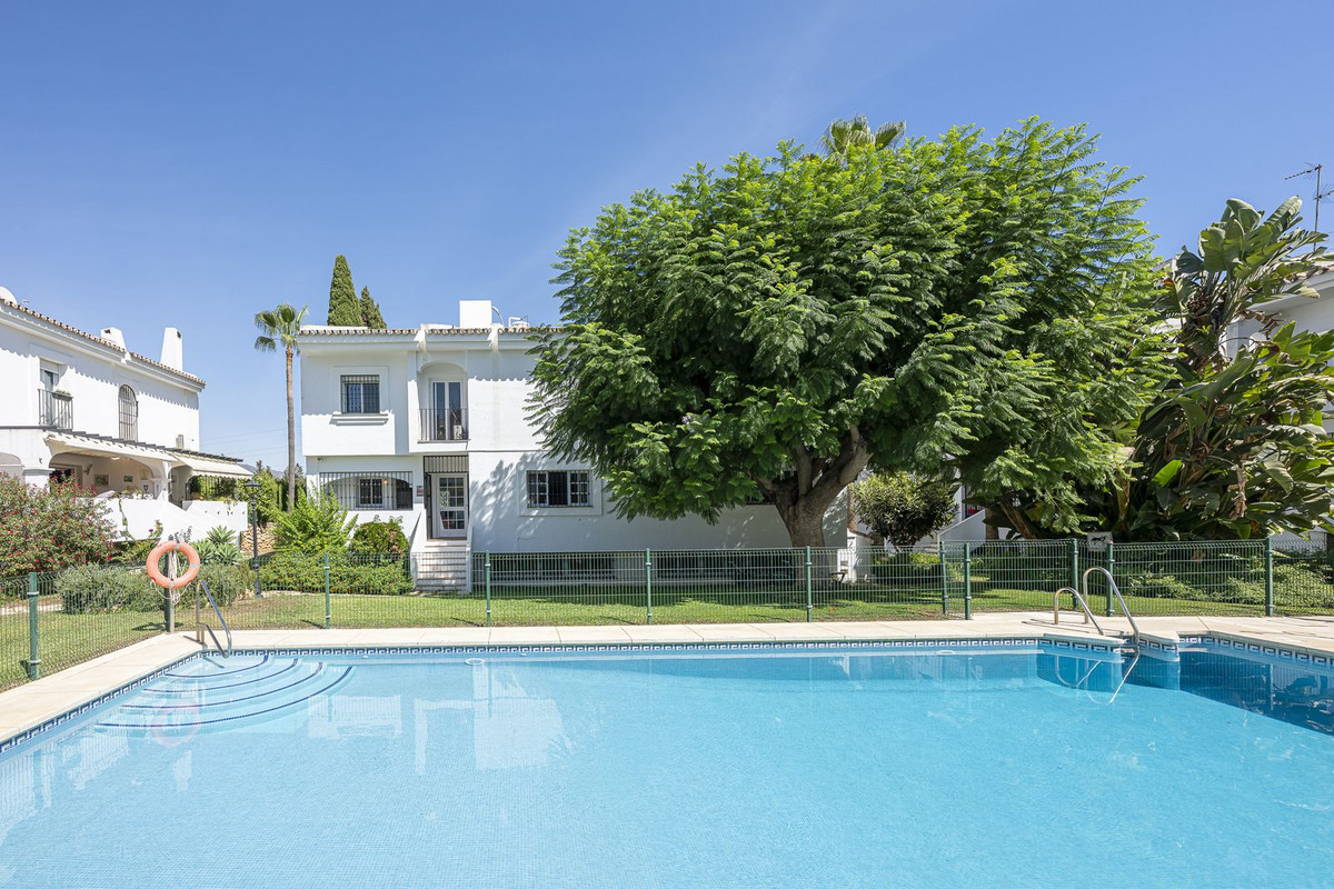 Huis te koop in Nueva Andalucía | 4 slaapkamers H5464090