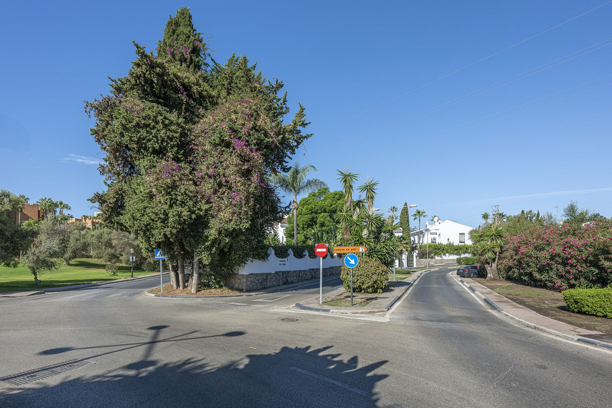 Huis te koop in Nueva Andalucía | 4 slaapkamers H5464090