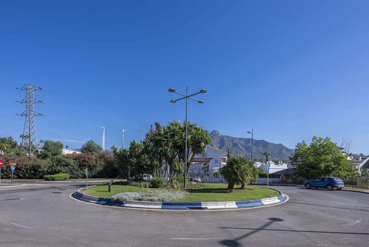 Huis te koop in Nueva Andalucía | 4 slaapkamers H5464090