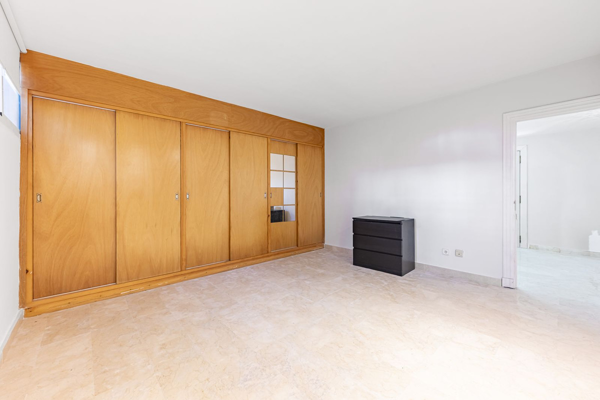 Huis te koop in Nueva Andalucía | 4 slaapkamers H5464090