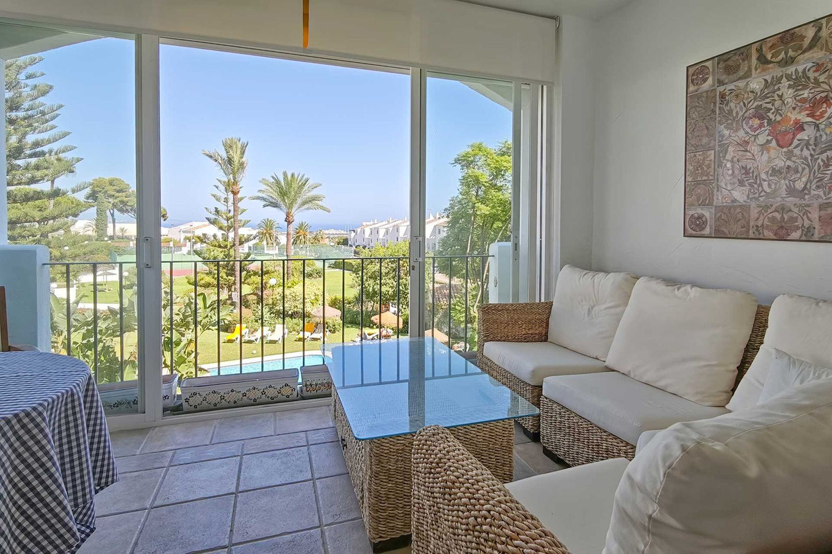 Appartement te koop in Nueva Andalucía | 2 slaapkamers H5464096