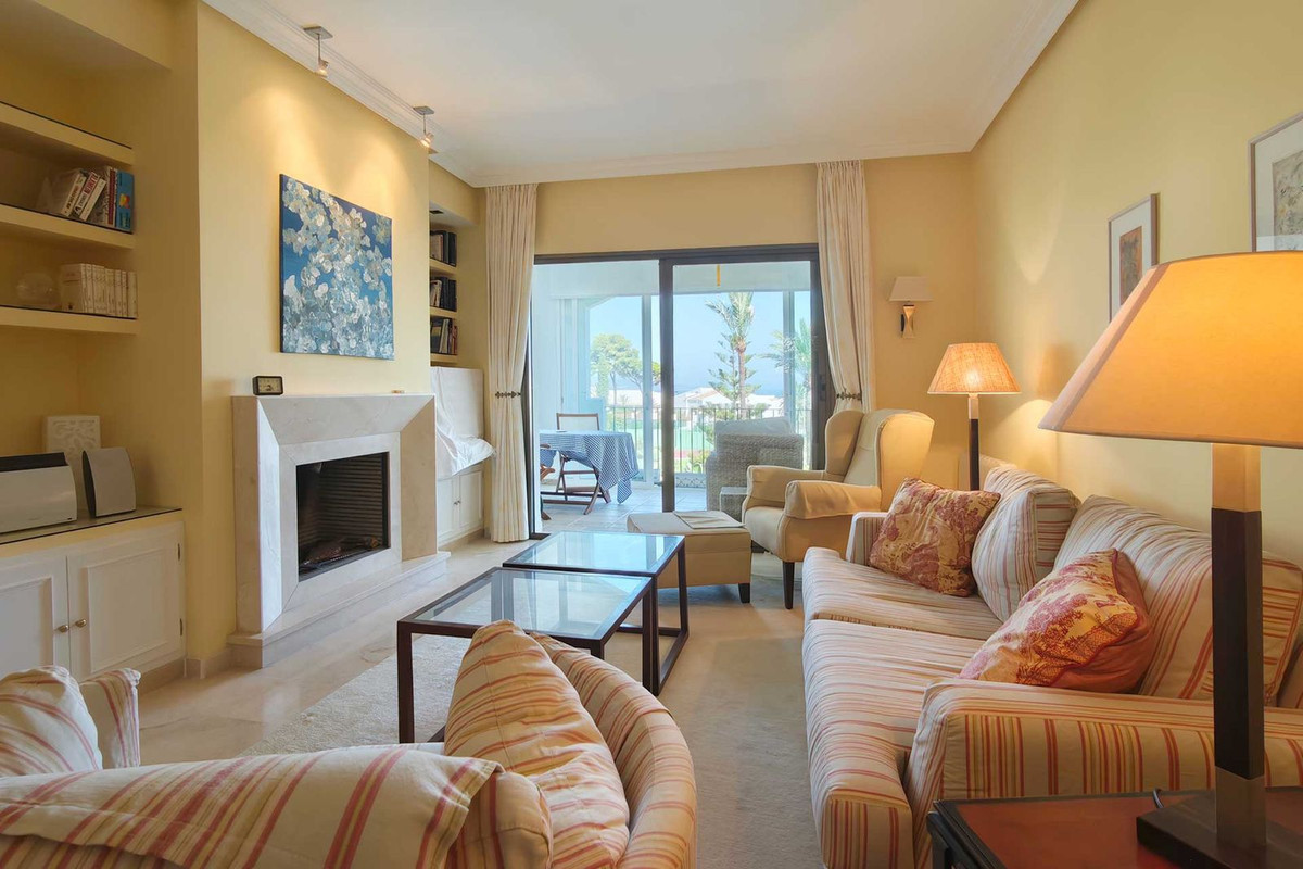 Appartement te koop in Nueva Andalucía | 2 slaapkamers H5464096