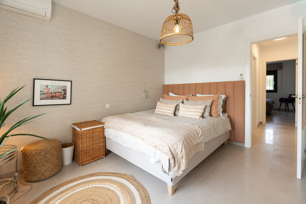 Huis te koop in Nueva Andalucía | 5 slaapkamers H5464375