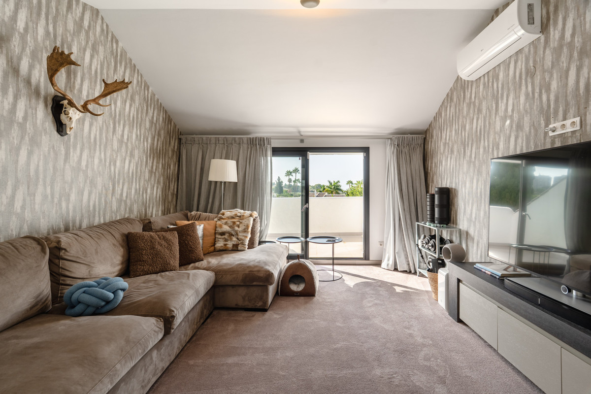 Huis te koop in Nueva Andalucía | 5 slaapkamers H5464375