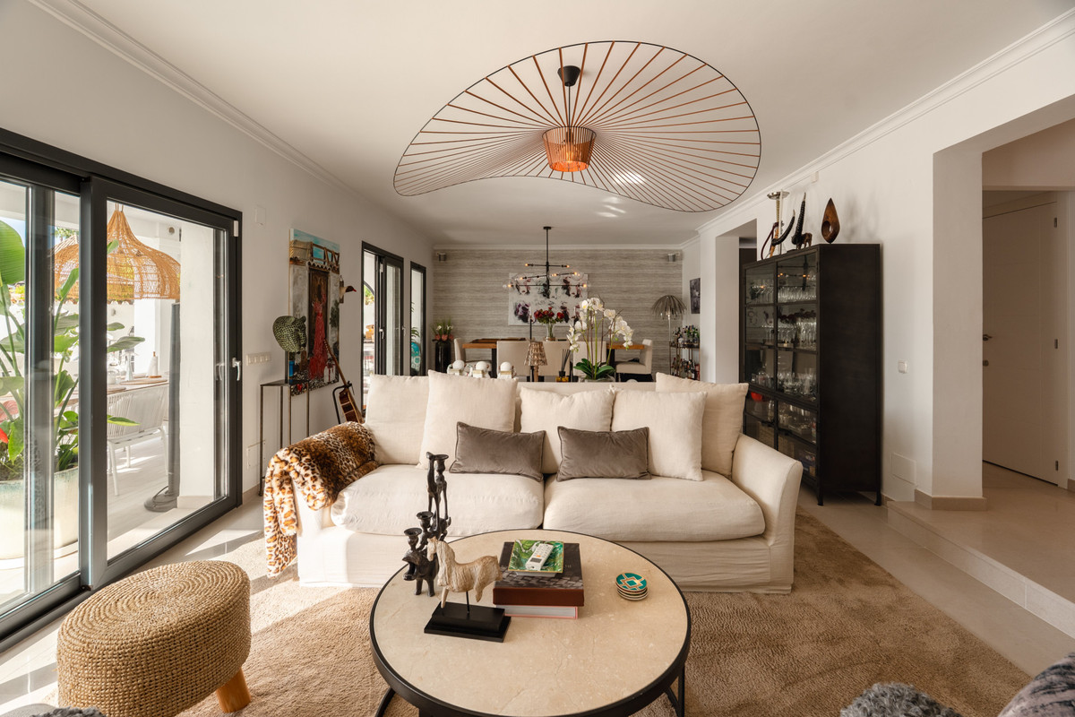 Huis te koop in Nueva Andalucía | 5 slaapkamers H5464375