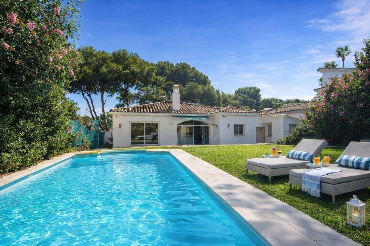 Huis te koop in Nueva Andalucía | 3 slaapkamers H5464450
