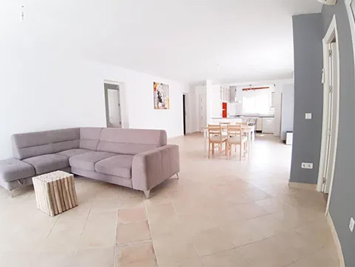 Huis te koop in Nueva Andalucía | 3 slaapkamers H5464450