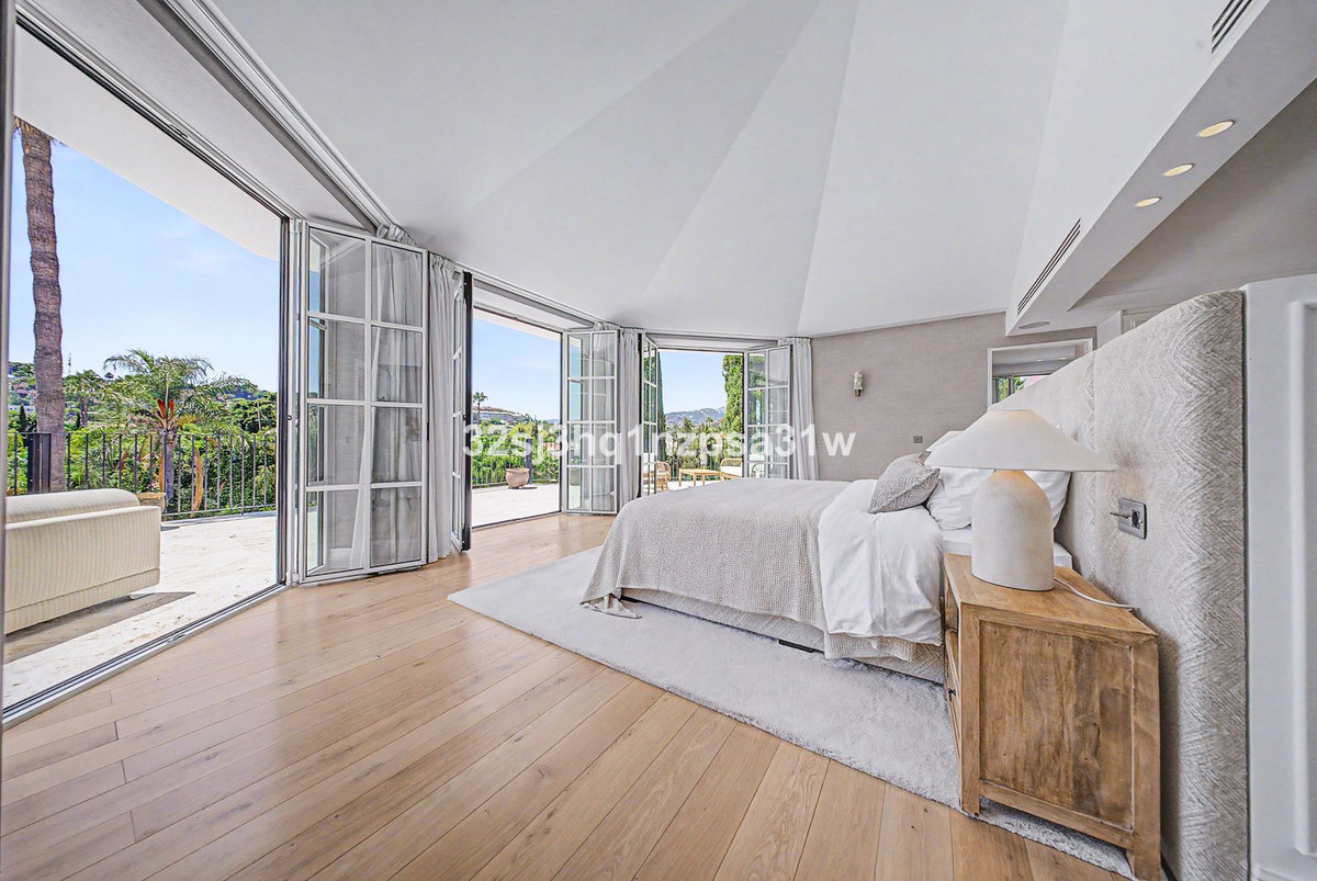 Huis te koop in Nueva Andalucía | 5 slaapkamers H5464561