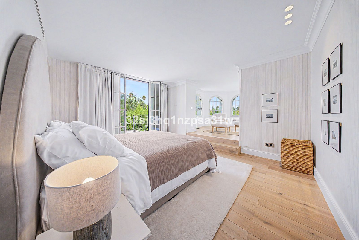 Huis te koop in Nueva Andalucía | 5 slaapkamers H5464561