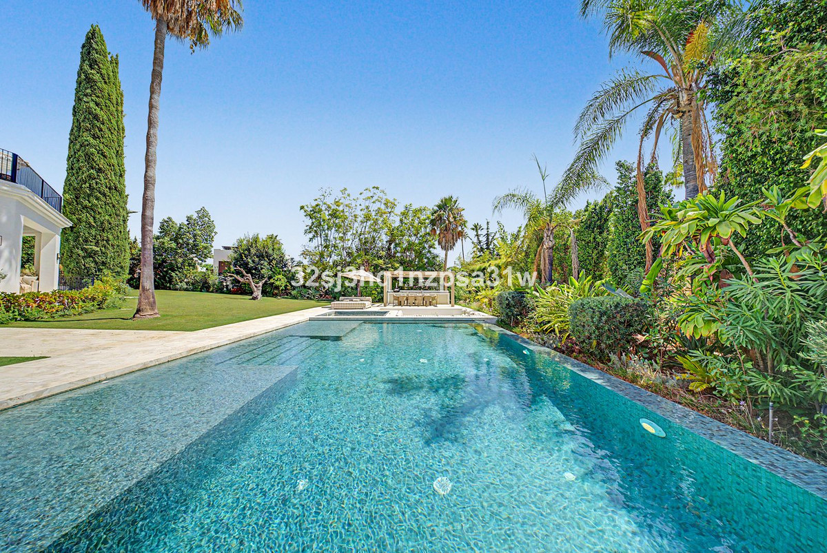 Huis te koop in Nueva Andalucía | 5 slaapkamers H5464561