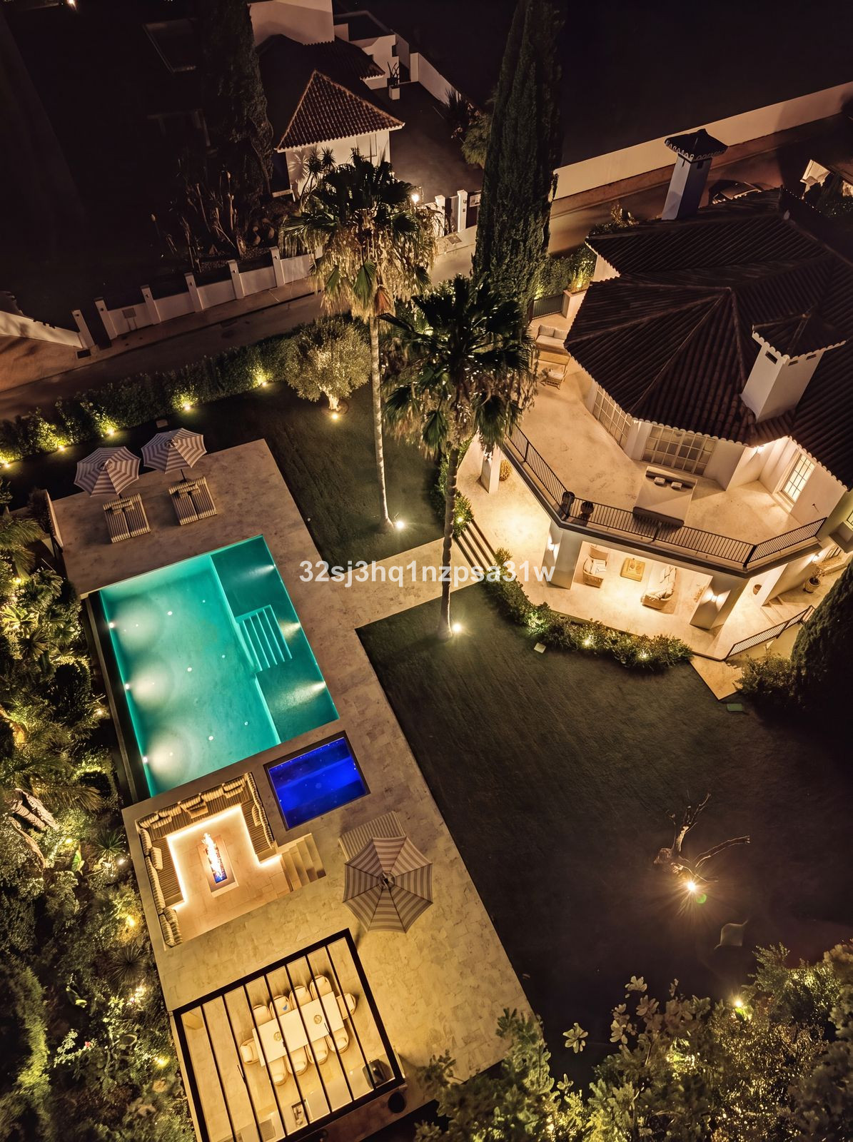 Huis te koop in Nueva Andalucía | 5 slaapkamers H5464561