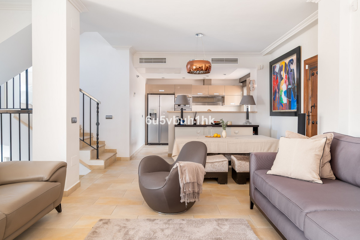 Huis te koop in Nueva Andalucía | 4 slaapkamers H5467699