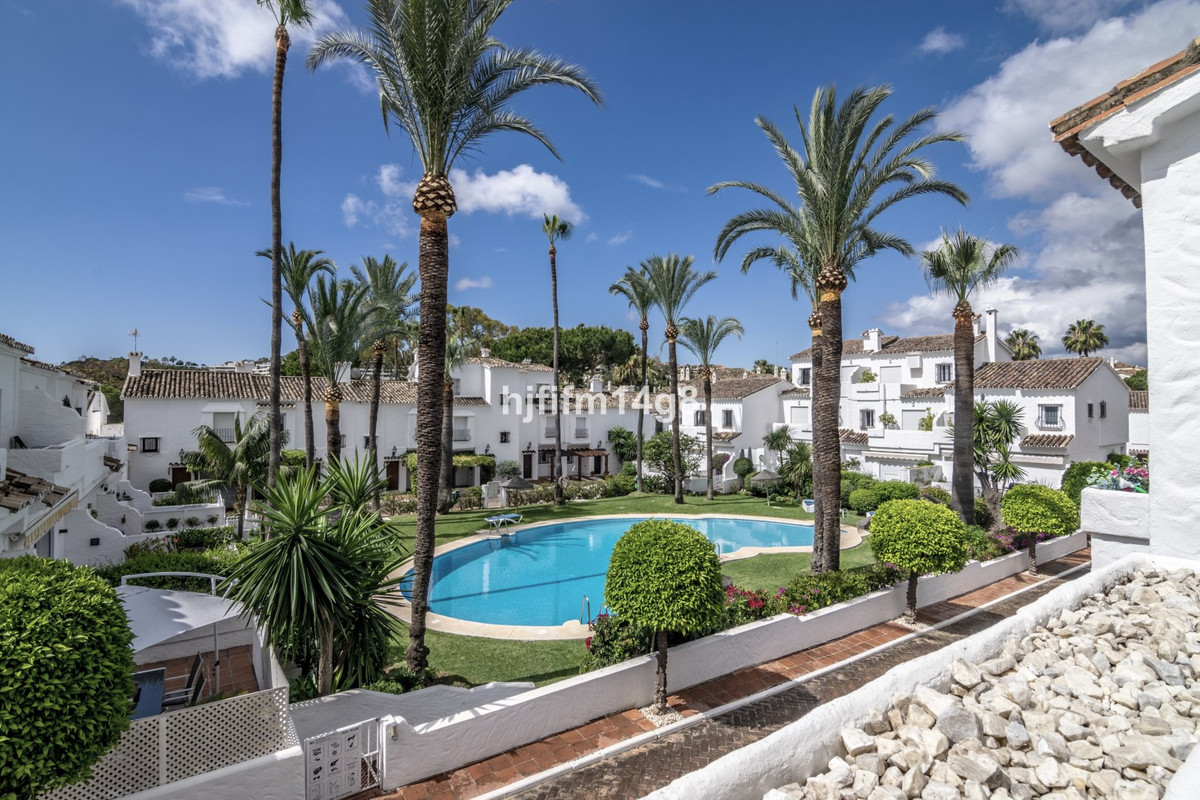 Huis te koop in Nueva Andalucía | 3 slaapkamers H5468098