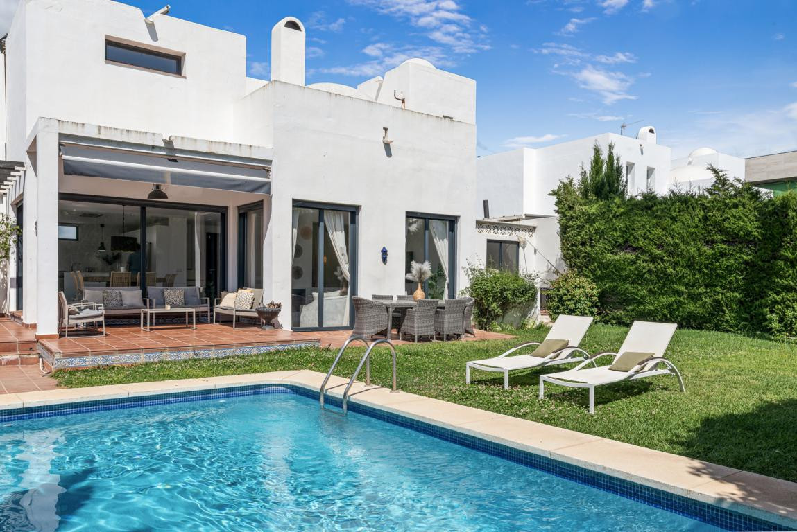 Appartement te koop in Nueva Andalucía | 6 slaapkamers H5469265