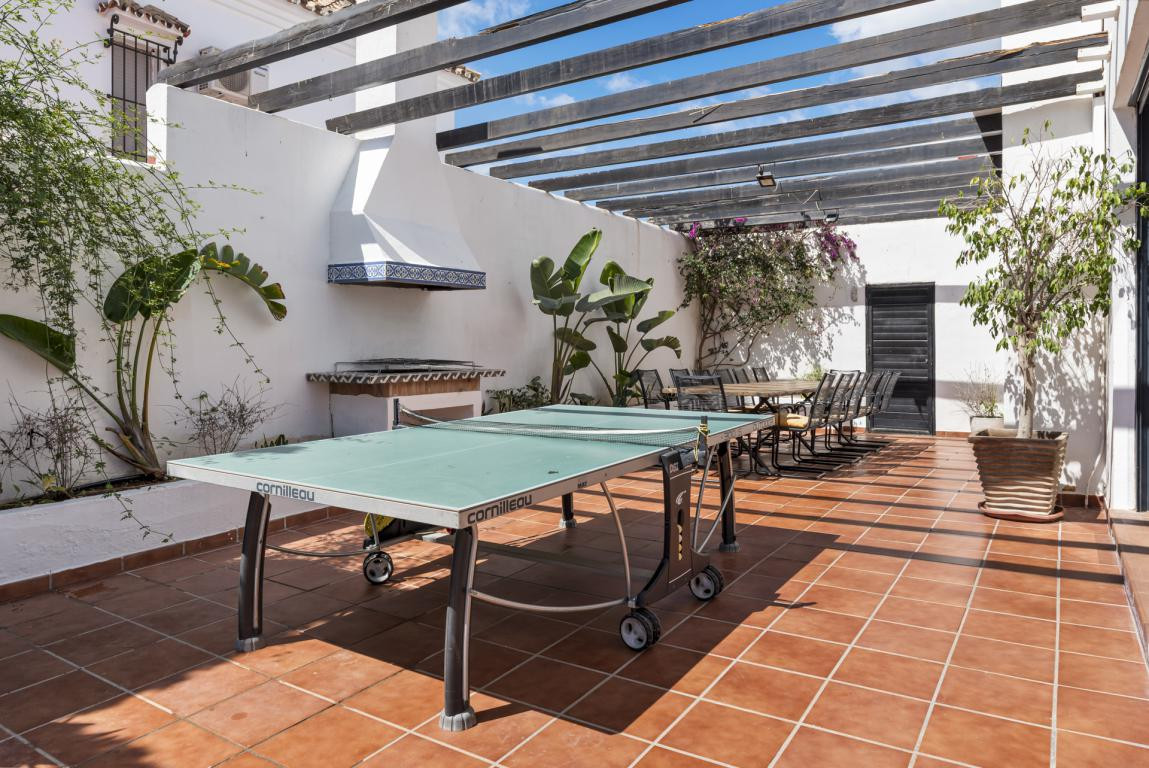 Appartement te koop in Nueva Andalucía | 6 slaapkamers H5469265