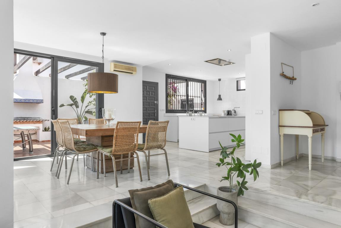 Appartement te koop in Nueva Andalucía | 6 slaapkamers H5469265