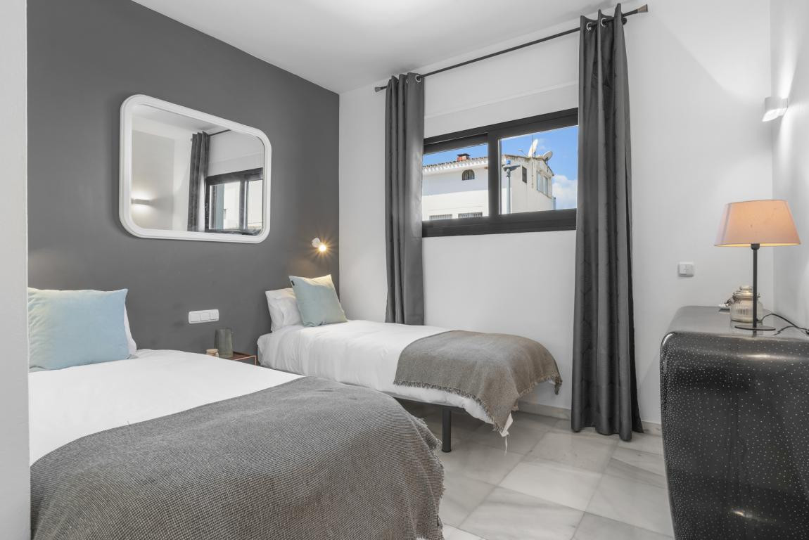 Appartement te koop in Nueva Andalucía | 6 slaapkamers H5469265