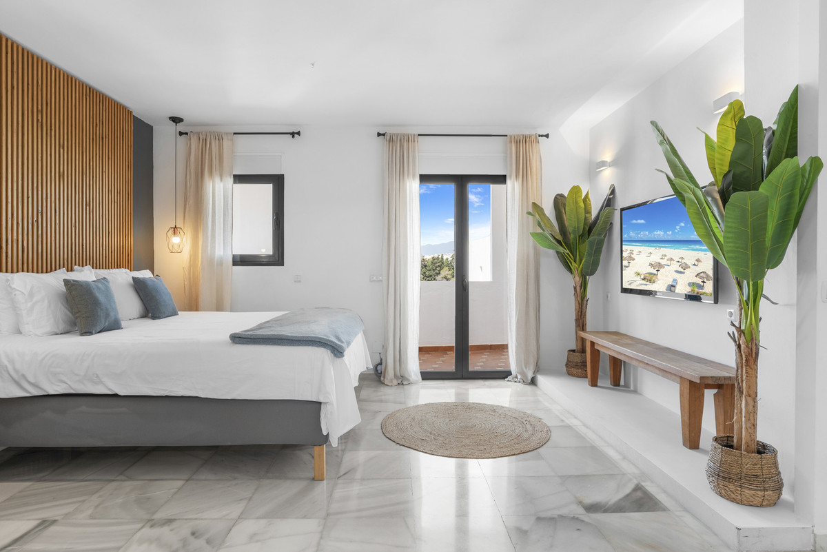 Huis te koop in Nueva Andalucía | 6 slaapkamers H5469334